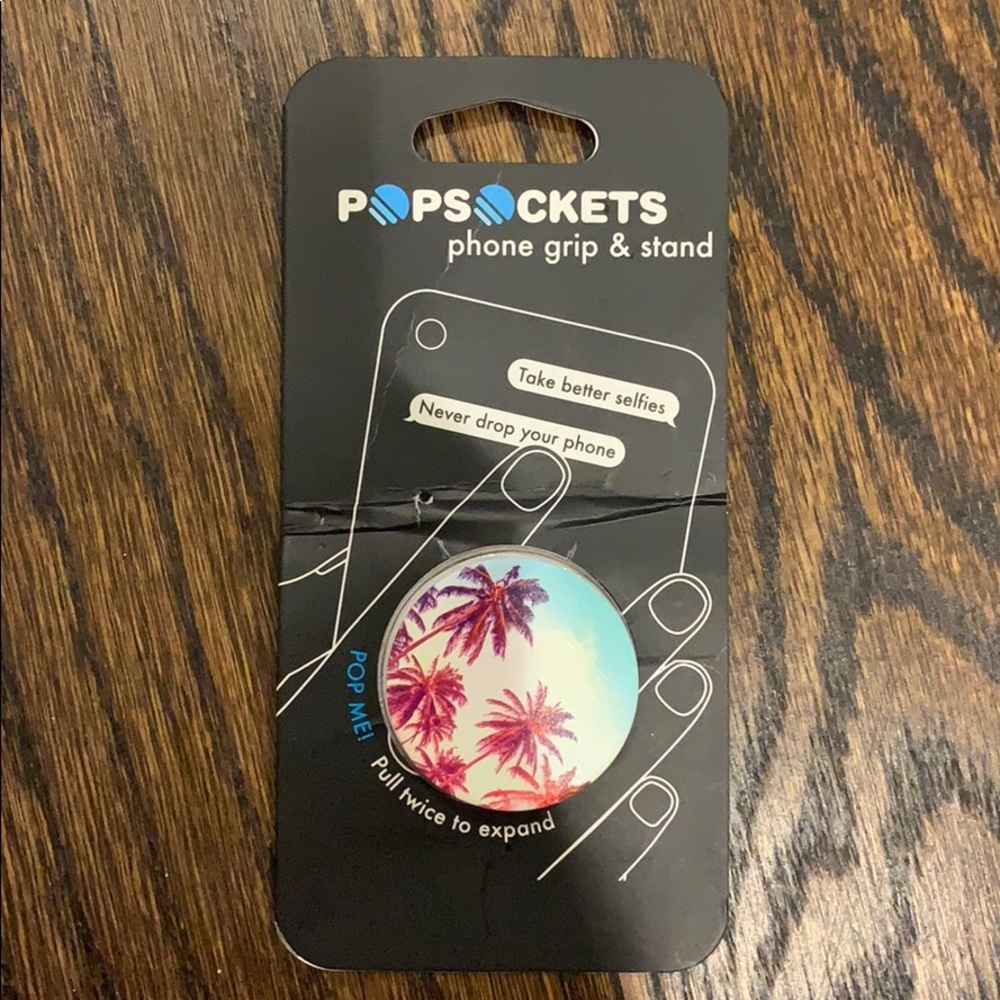 Cute pop socket to put on the back of phone!